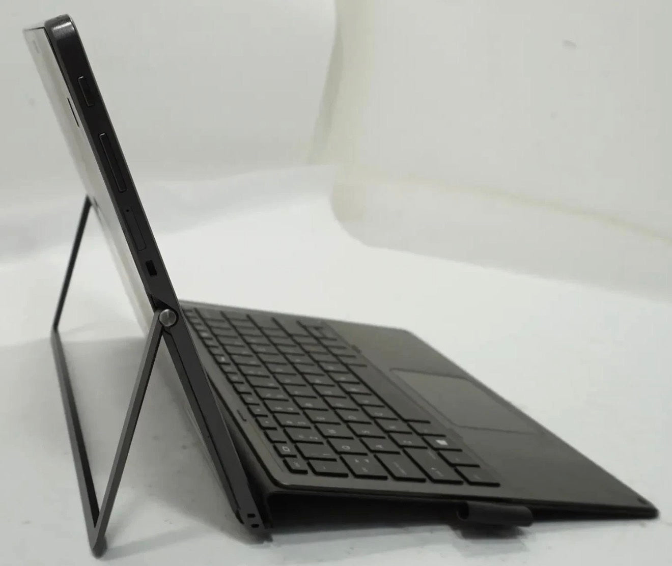 HP Pro x2 612 G2 from $169 | Very Good Condition | Intel i5-7Y54 | 8GB RAM | 256GB SSD | Win 11 Pro | Active Pen &amp; Keyboard Included image 2