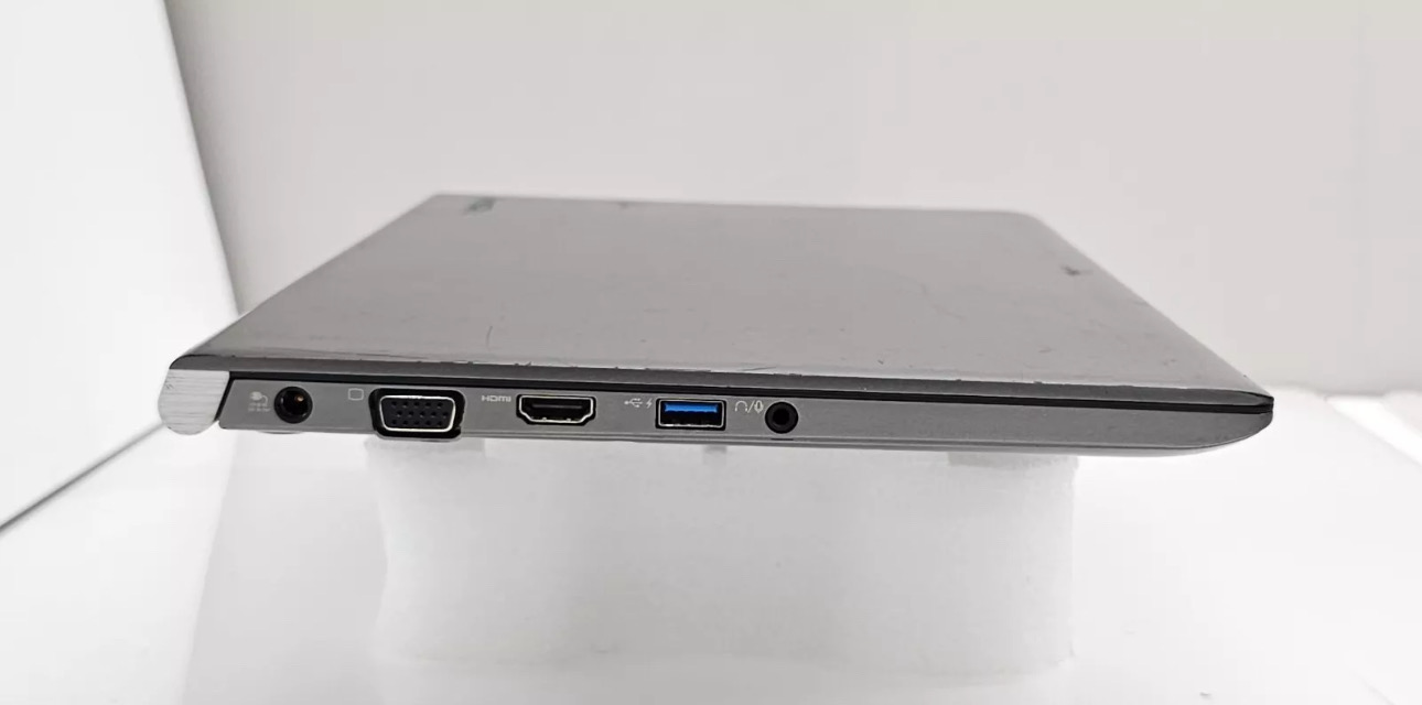 Toshiba Tecra Z30-C 13 i5-6300U 2.4GHz 8GB RAM 128GB SSD No OS Parts Only