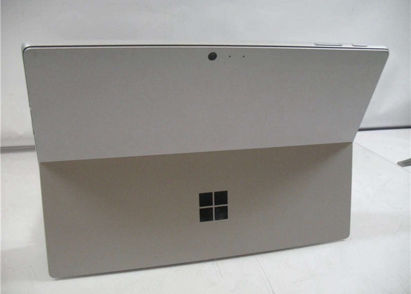 Microsoft Surface Pro 5 LTE Advanced i5-7300/8GB/256GB Tablet (Optional added) image 6