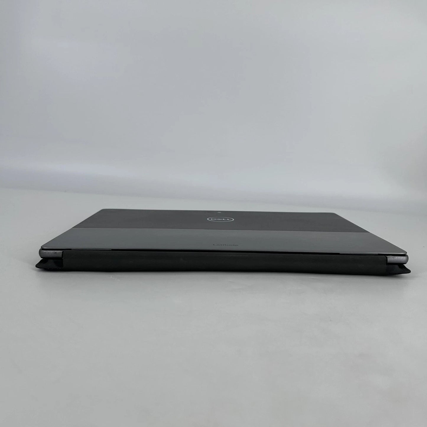 Dell Latitude 7320 Detachable Detachable 2-in-1 Laptop | 13" 1920x1280 FHD+ | Core i5 - 1140G7 - 256GB SSD Hard Drive - 8GB RAM | 4 cores @ 4.2 GHz Win 10 Home Black (USED) image 5