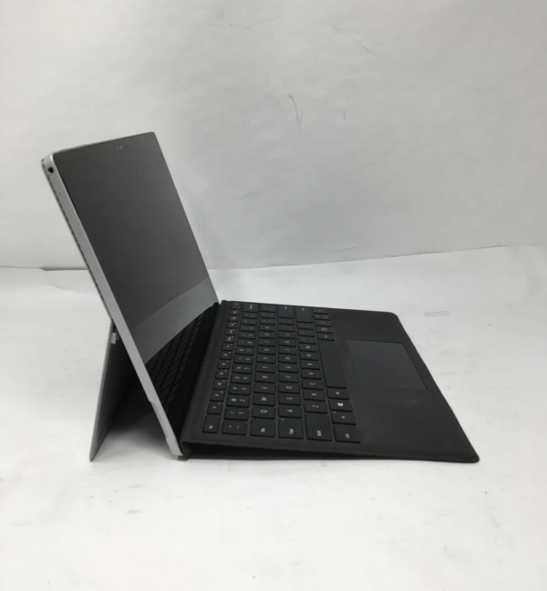 Microsoft Surface Pro 4 - Intel Core i5 6300U 2.40GHz 8GB DDR3 256GB SSD image 3