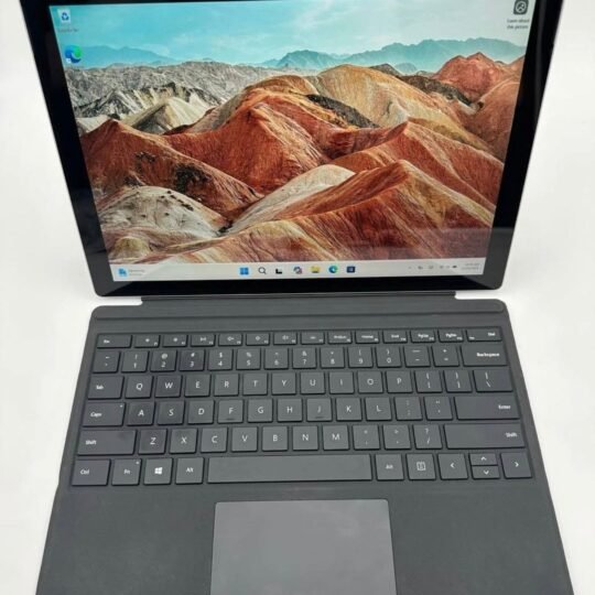 Microsoft Surface Pro 6 (1796) 12.3" | i5-8250U | 8GB RAM | 128GB SSD | Win 11 Pro | Includes Type Cover | A/B Grade image 0