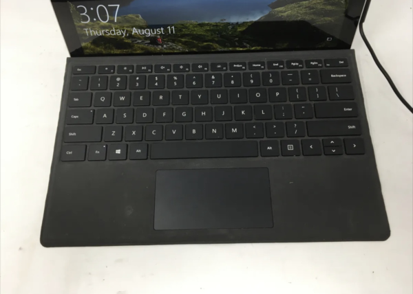 Microsoft Surface Pro 4 - Intel Core i5 6300U 2.40GHz 8GB DDR3 256GB SSD image 2