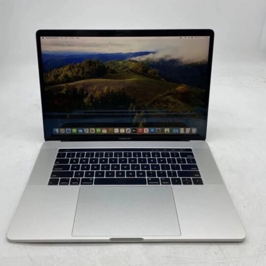 Apple MacBook Pro Laptop - 2.20 GHz i7-8750H 16GB 256GB SSD - A1990 2018 15" inch (Used) image 0